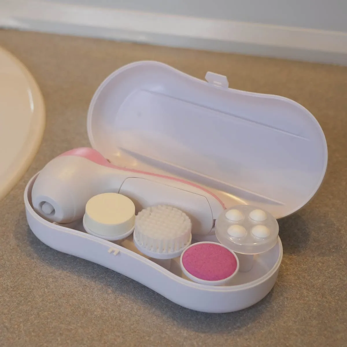 4-in-1 Facial Cleansing System