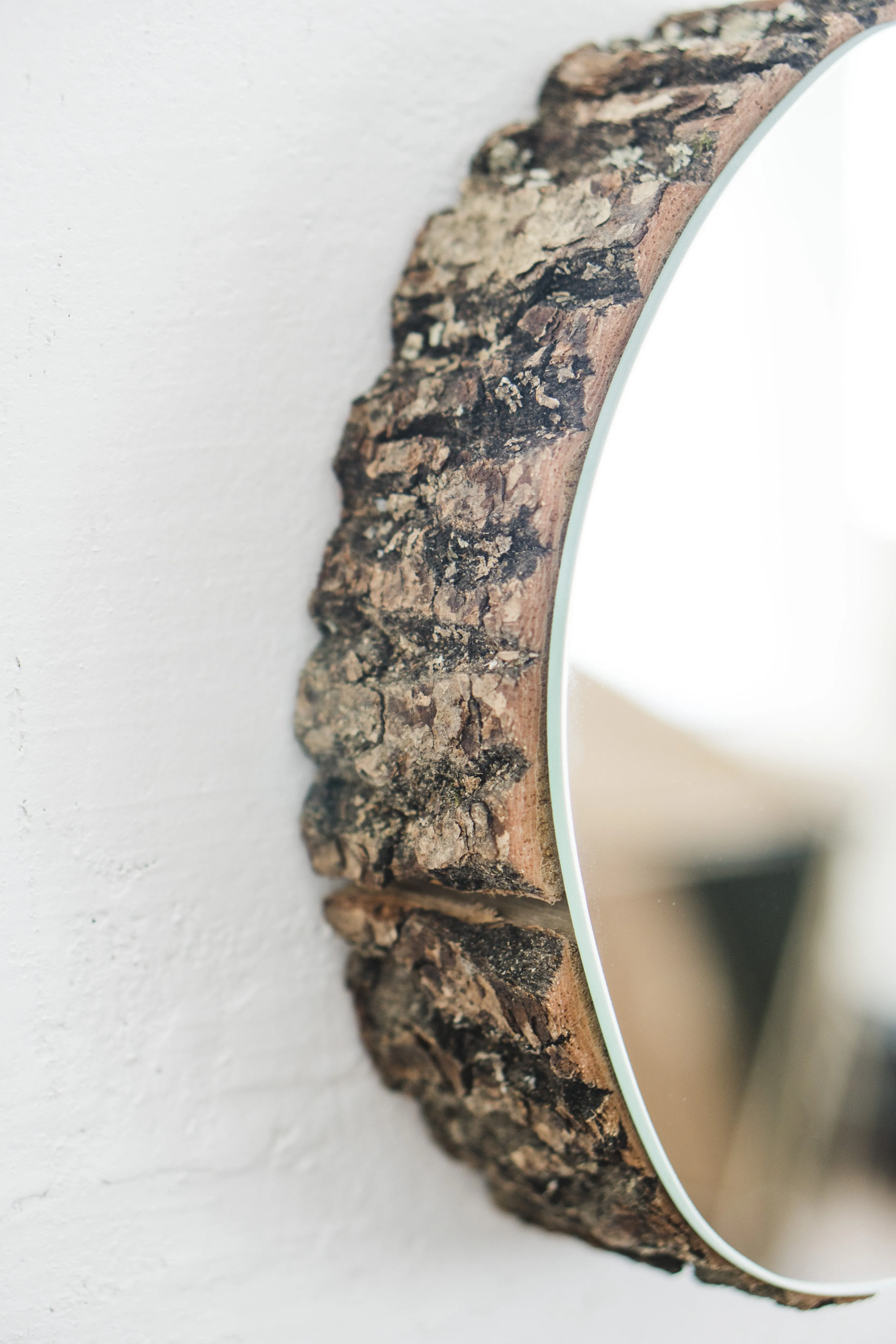 Akis Oak Slice Mirror