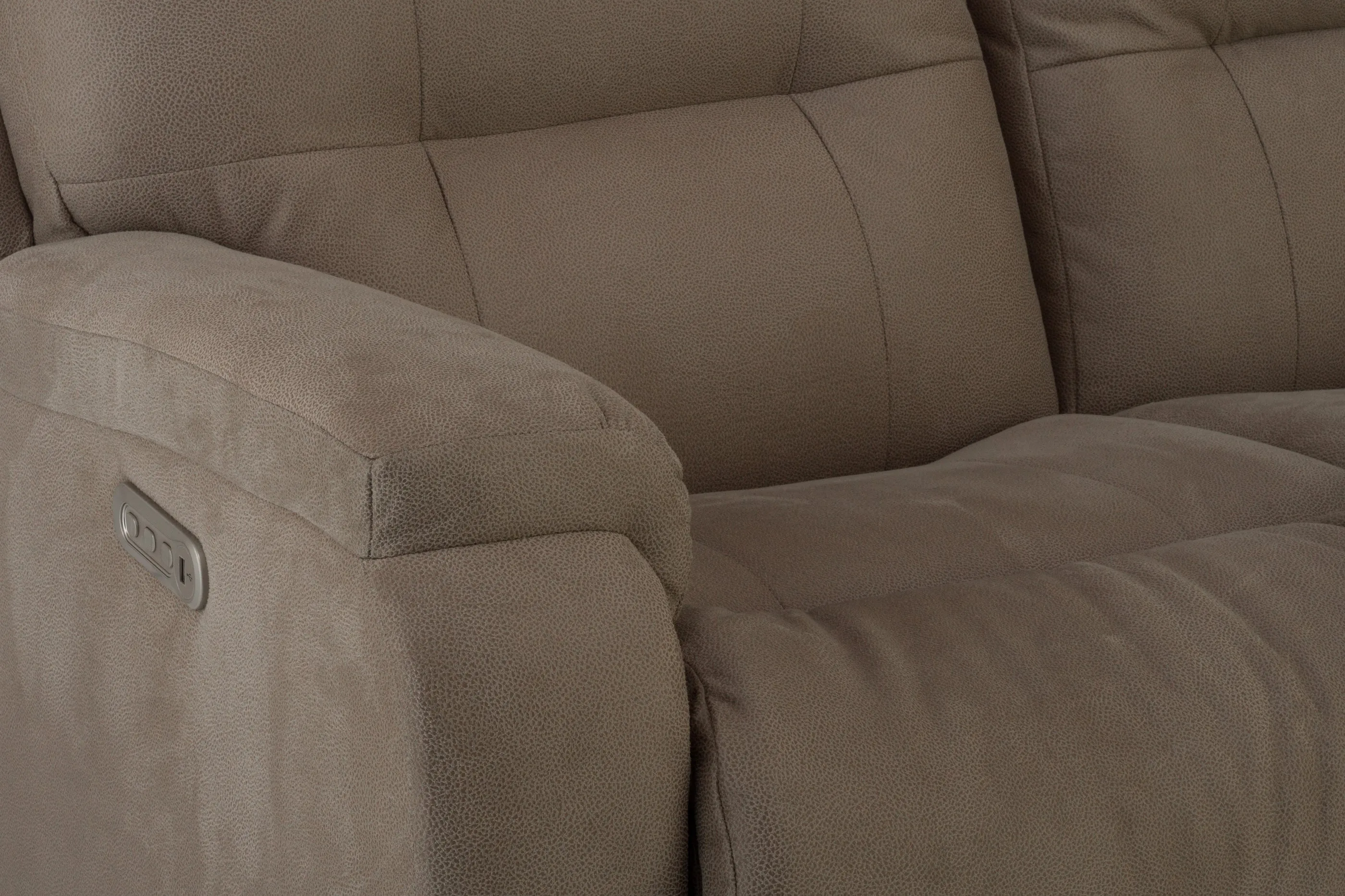 Arlo Power Reclining Sofa
