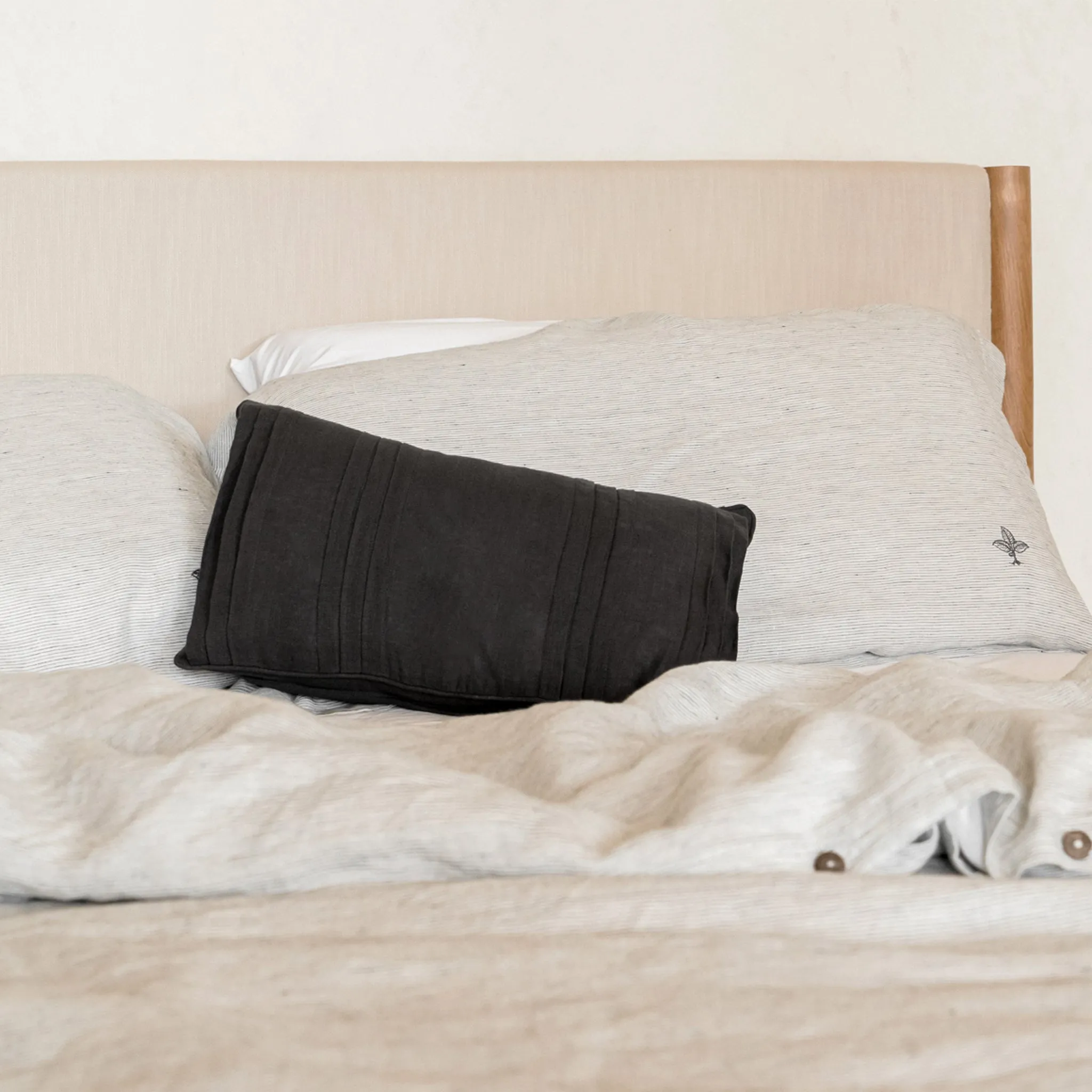 Heveya® Linen Cushion