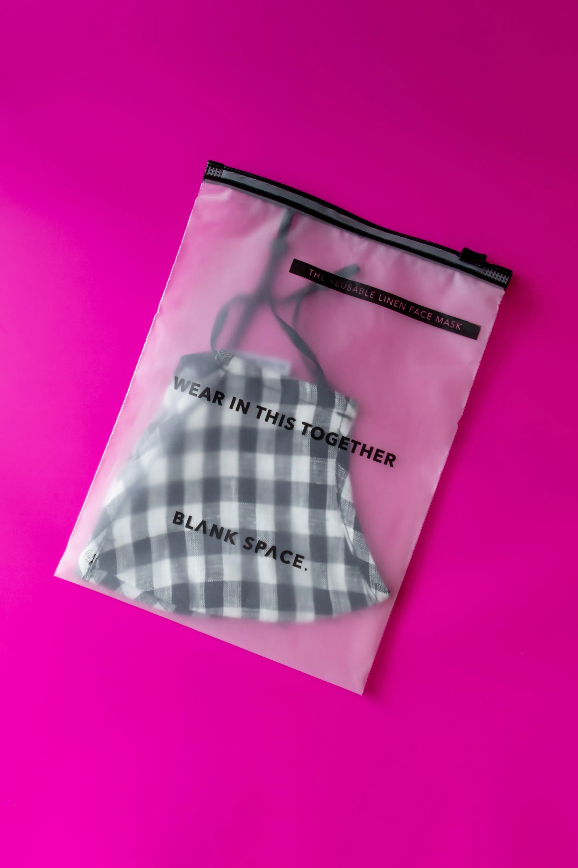 THE REUSABLE LINEN FACE MASK - BLACK GINGHAM